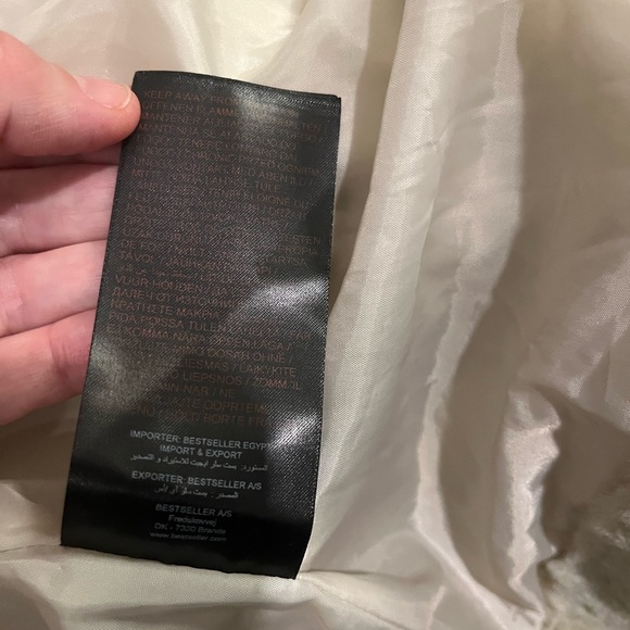 European brand ONLY beige jacket in a size M - Picture 7 of 7